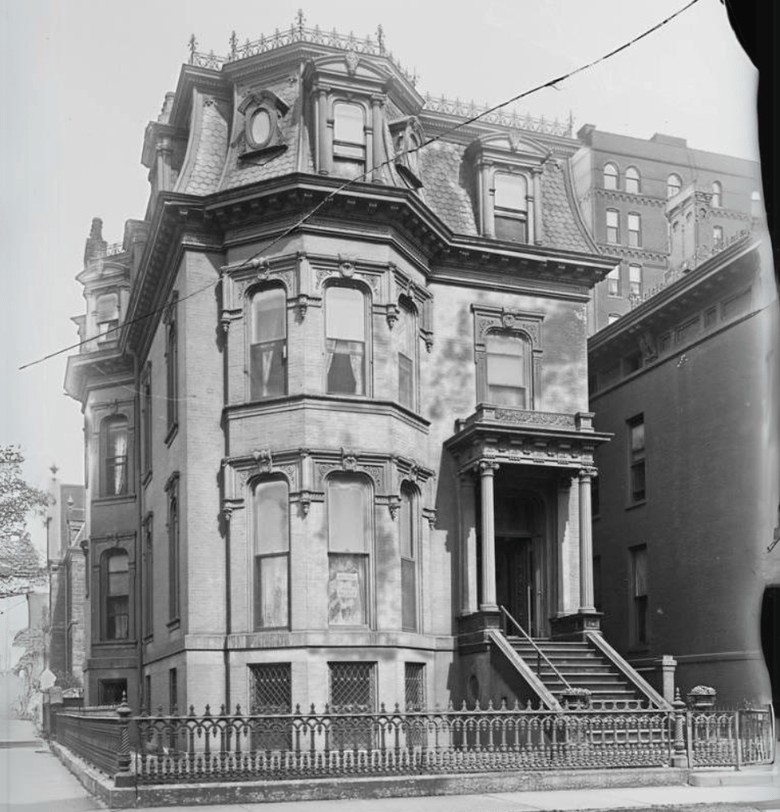 619 N. Wabash