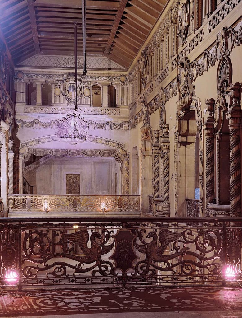 Old room with high ceilings and decorative elements. 