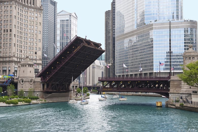 Trunnion Bascule Bridge | Chicago Architecture Center