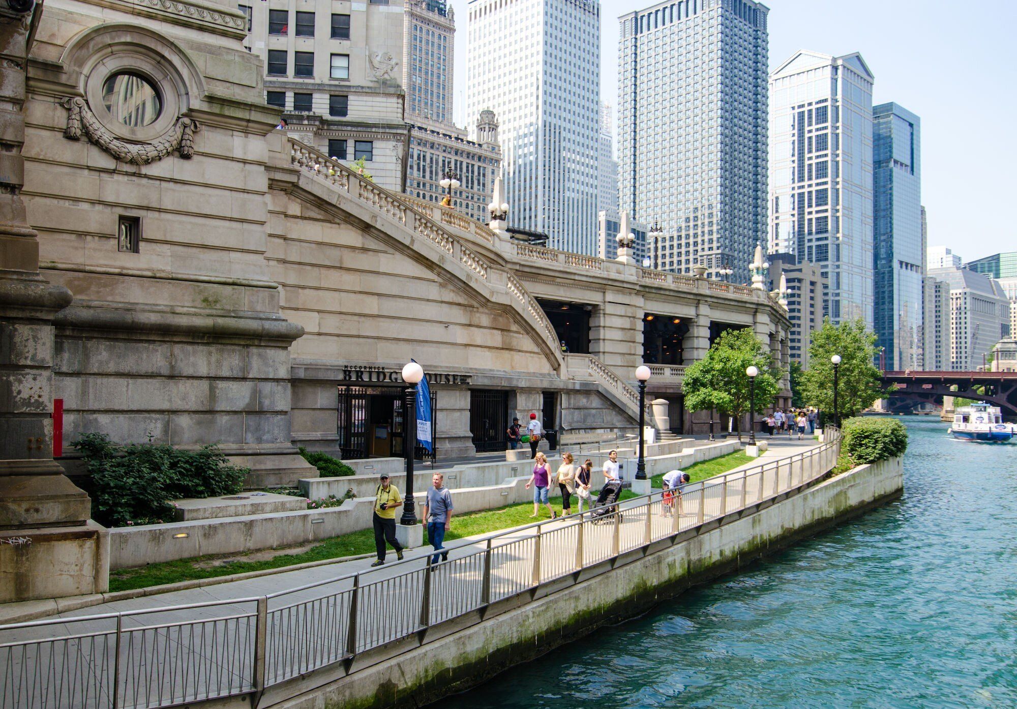 Chicago Riverwalk | Chicago Architecture Center